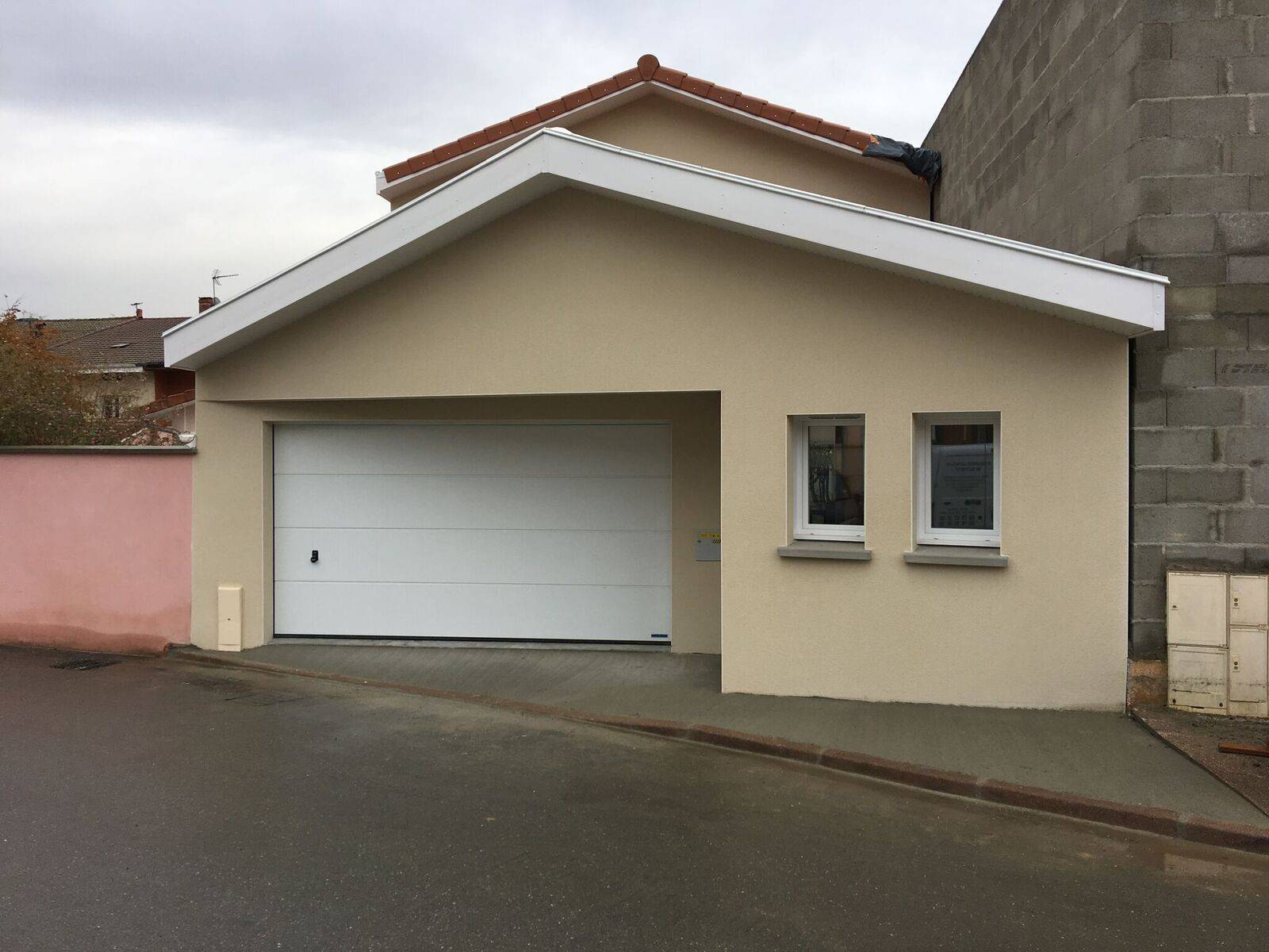 Construction d'une maison contemporaine à AMPUIS (69) - photo 3