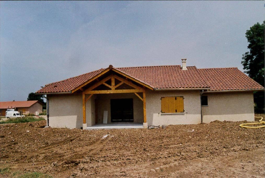 Construction d'une maison traditionnelle de plain pied à LEYMENT(01), au Nord de Lyon - photo 2