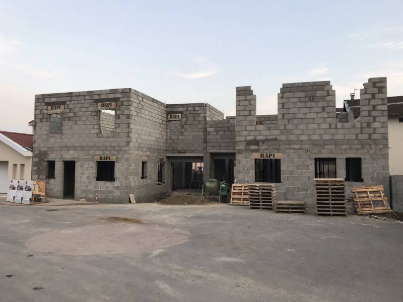 Construction de 2 maisons jumelles contemporaines en région Rhône Alpes à AMPUIS (69) - photo 10