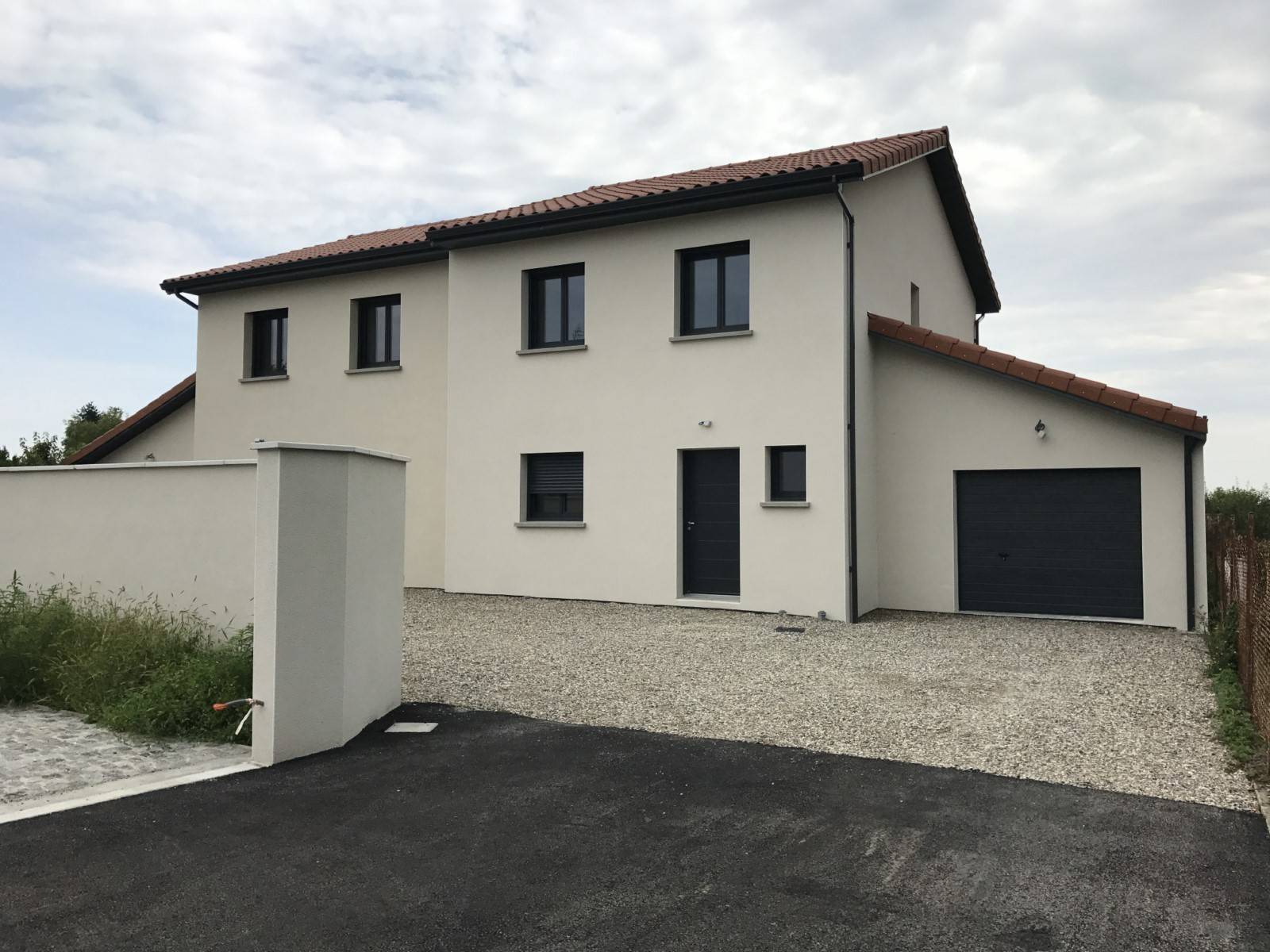 Construction de 2 maisons jumelles individuelles à étage à Communay Rhône (69) - photo 2