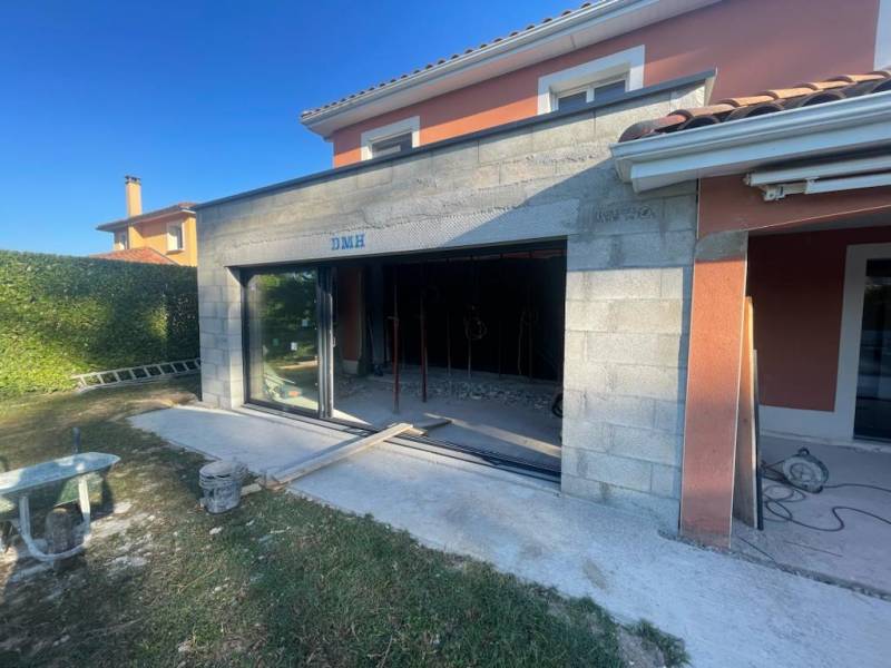Extension de maison avec toit terrasse à Oullins dans le 69 par notre entreprise de construction - photo 6