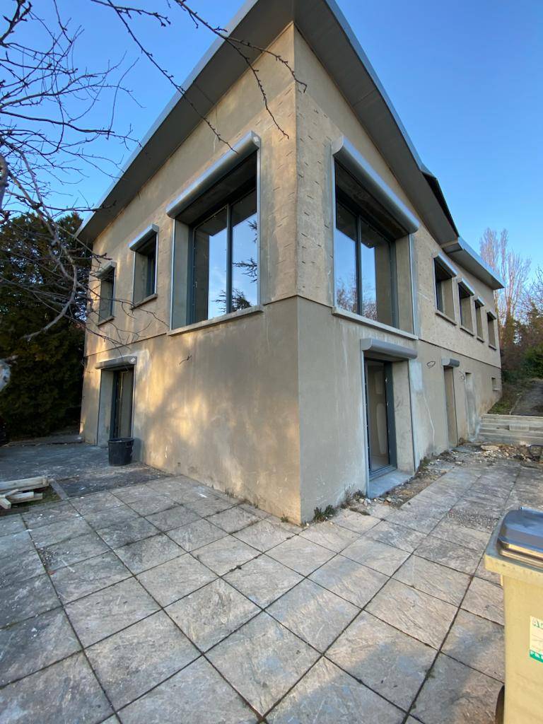 Réagencement intérieur et rénovation sur mesure d'une maison à Tassin La Demi Lune dans le 69 - photo 6