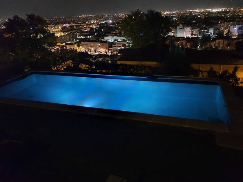 Piscine béton sur mesure à Lyon - Lyon