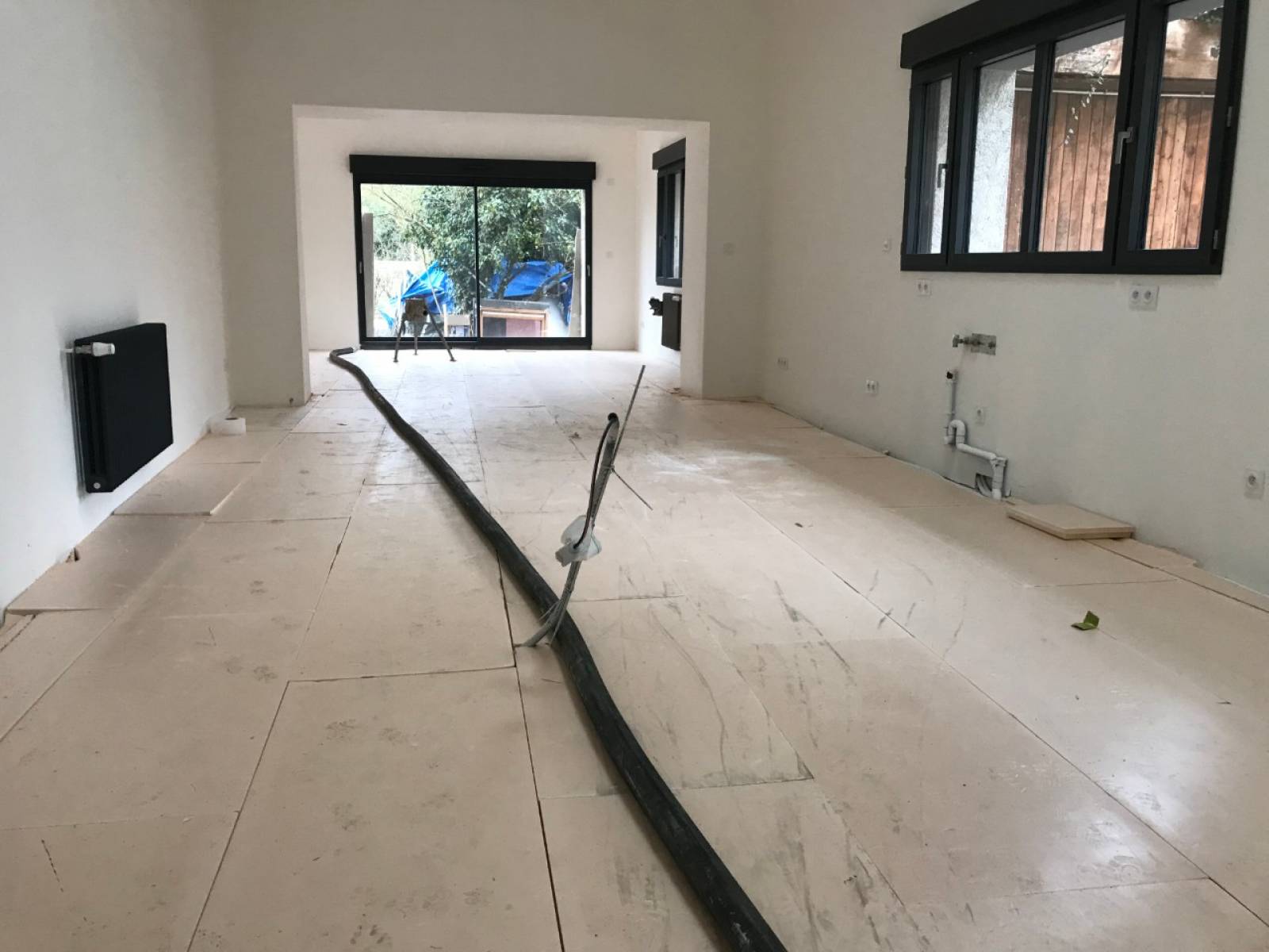 Réalisation de la rénovation complète d’une grange pour extension d’une maison à Albigny-sur-Saône près de Lyon (69) - photo 3