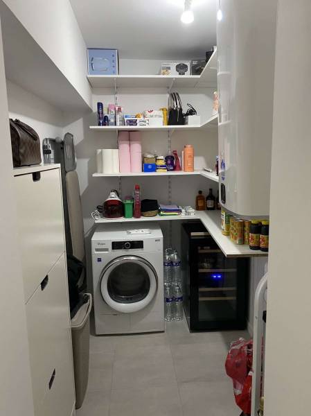 Rénovation d'un petit appartement en rez-de-chaussée pour un jeune couple à Saint Genis Laval - photo 10