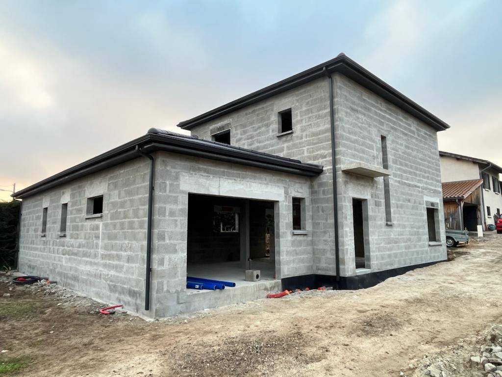 Une Maison à l’architecture moderne livrée clé en main à Irigny - photo 2